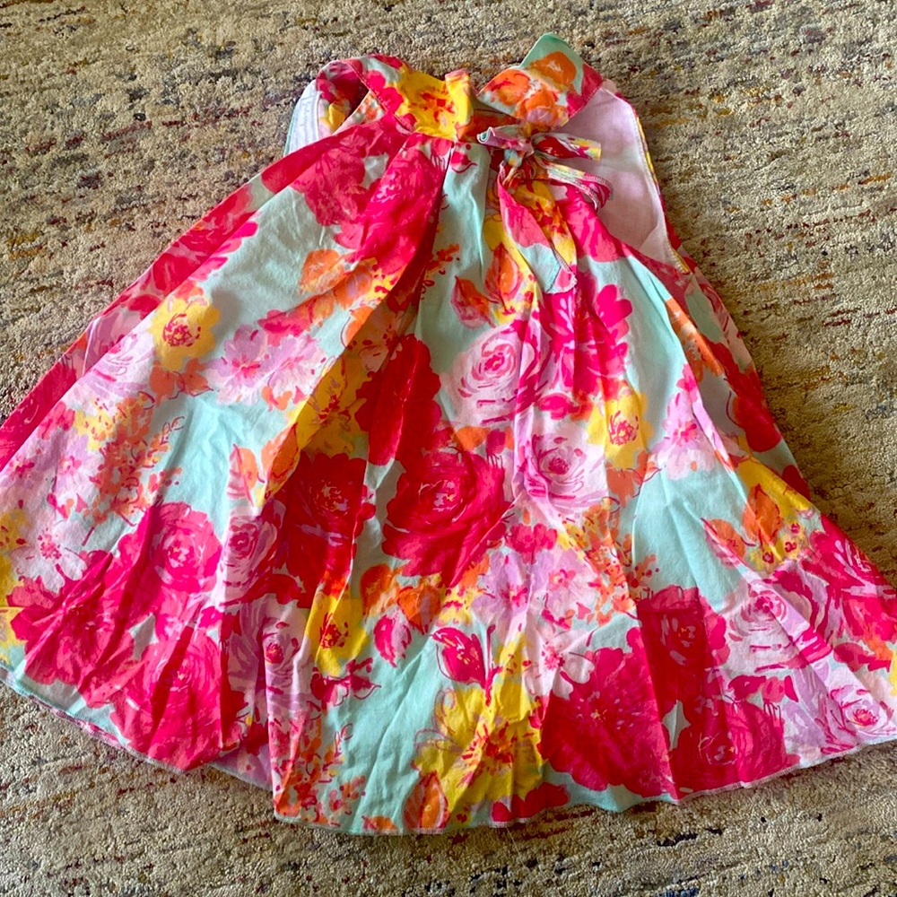 Adorable lined dress. Sleeveless. Like new. 18 months